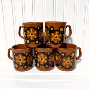 Authentic Vintage Retro Mugs
